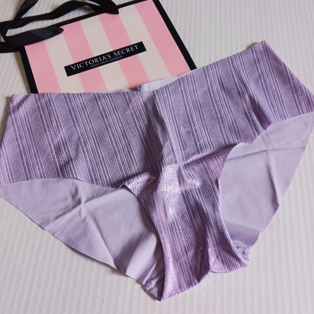 Victoria's Secret Seamless No Show Hiphugger/Hipster Panty Size Large
